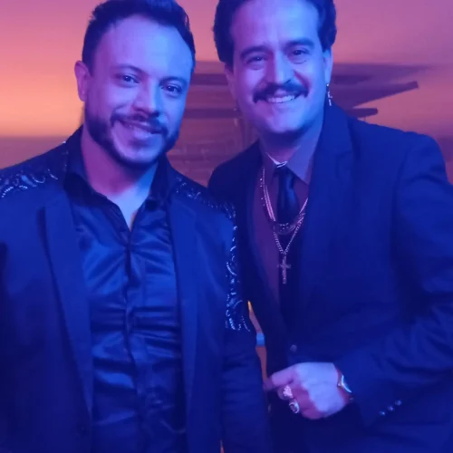 Alejo-Tijeras-con-David-Zahan2