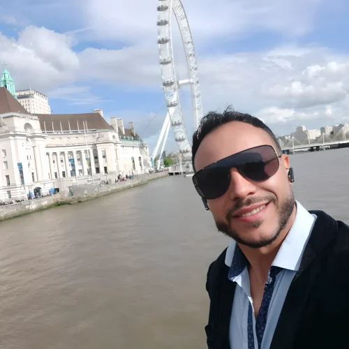 Alejo-tijeras-en-londres-1