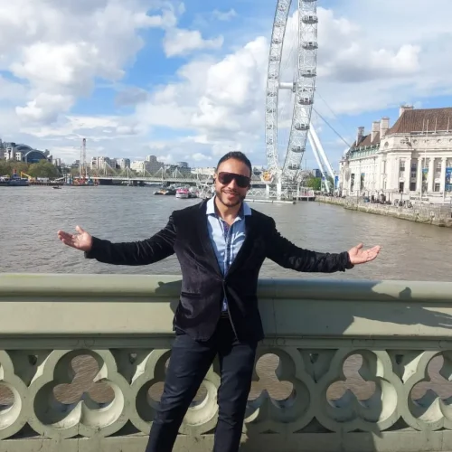 Alejo-tijeras-en-londres-2