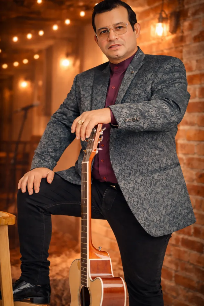 jose mogollon cantante (7)